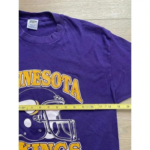 Vintage 80s Minnesota Vikings Single Stitch T-Shirt Trench Made in USA Men's S - Picture 9 of 13